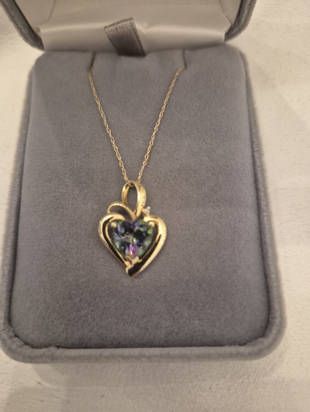 Beautiful Mystic Topaz necklace 10k solid gold pendant and chain